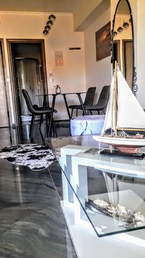 Tony Central Luxury Apartment 1 Chrissi Akti Chania Exterior foto