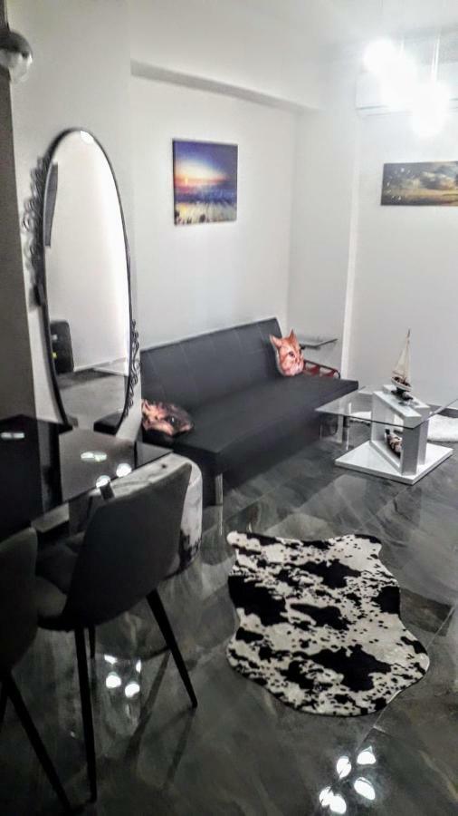 Tony Central Luxury Apartment 1 Chrissi Akti Chania Exterior foto